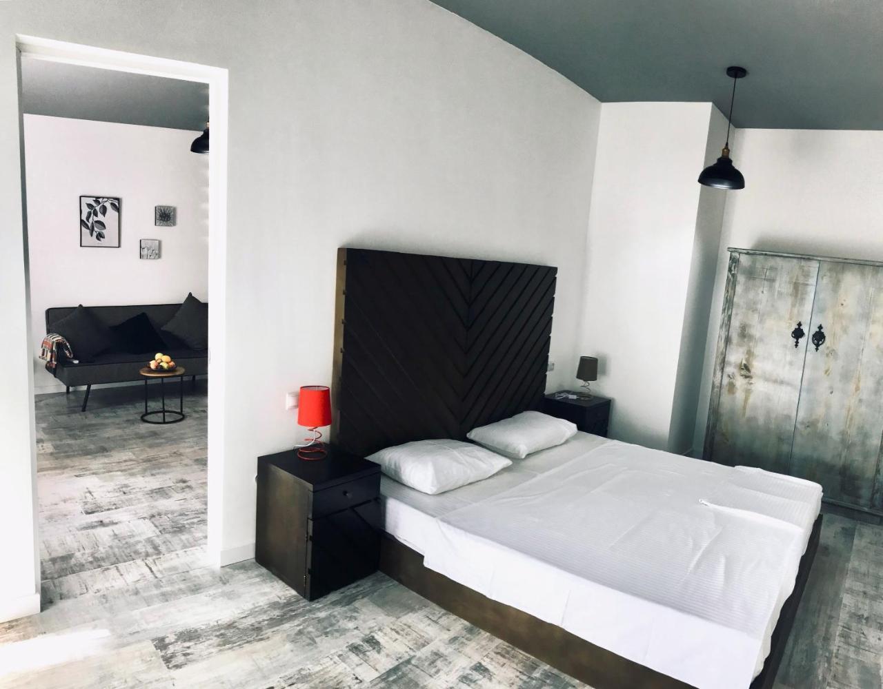 City Center Apartments By Happy Place Tiflis Exterior foto